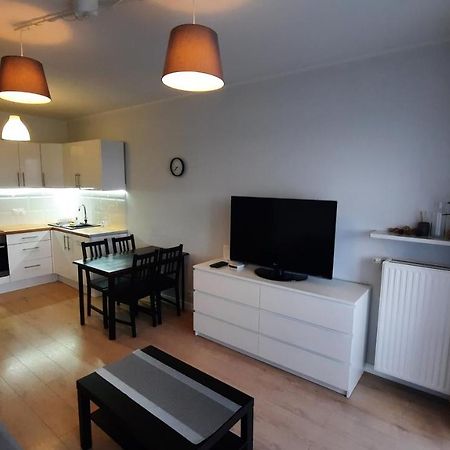 Ursa - Wygodny Apartament I Bezplatny Parking Na Miejscu Apartamento Varsóvia Exterior foto